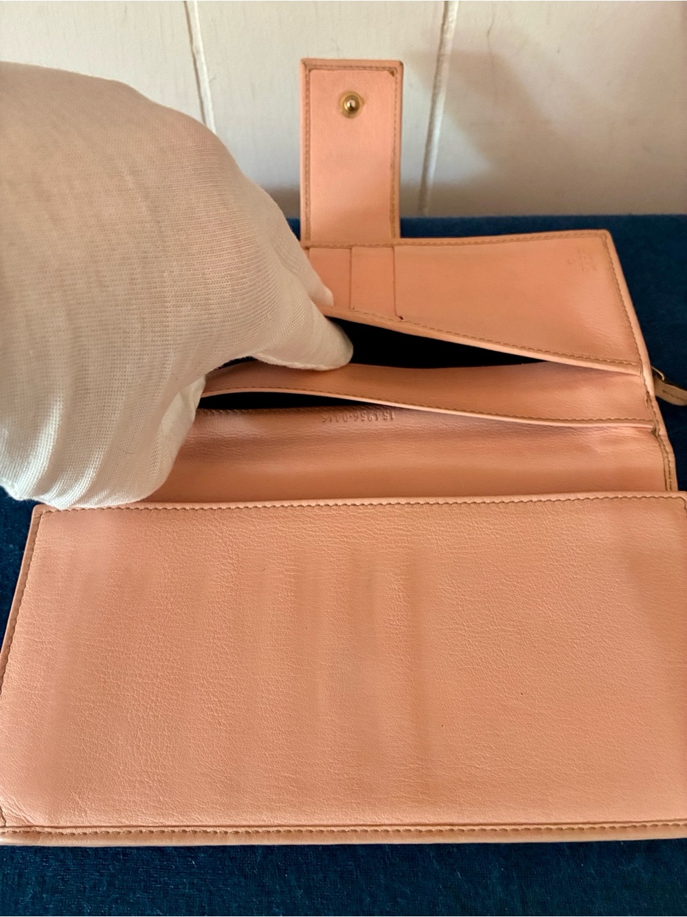 Gucci Long Wallet - Picture 9 of 13